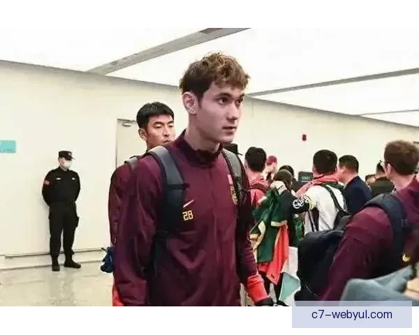 记者曝拜合拉木离深圳加盟蓉城