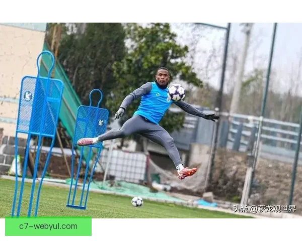 申花武里南之战三外援首发薛庆浩 申花武里南之战三外援首发薛庆浩